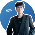 คุณนวรัตน์ เนื่องยินดี